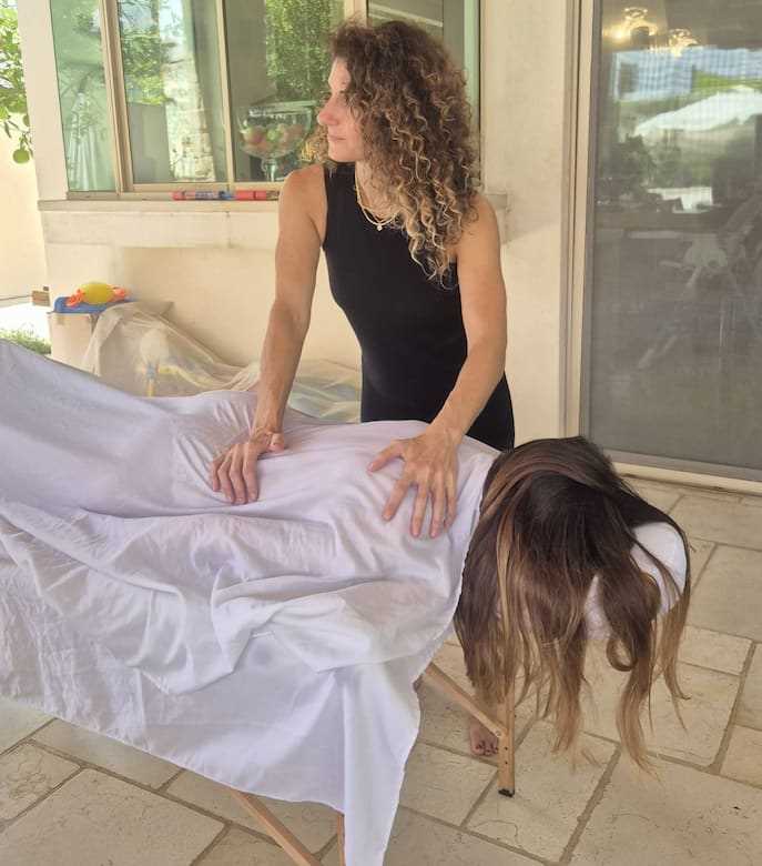 מטפל/ת ברפלקסולוגיה - יפעת צוקר